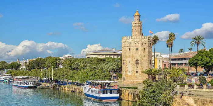 토레 델 오로 Torre del Oro