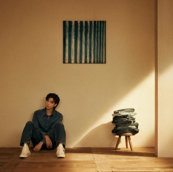 BTS의 리더 RM의 솔로 앨범 인디고(Indigo)의 재킷