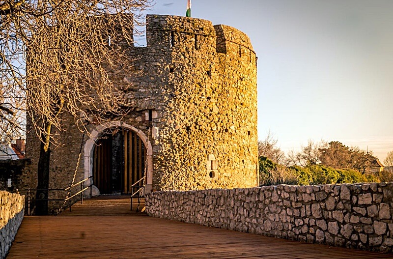 유럽-독일의-옛-고성에-노을진-모습