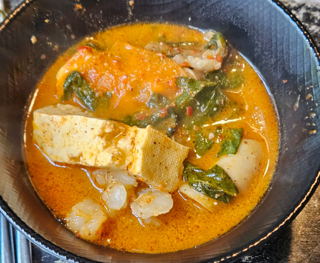 삼돌박이 수라육간 찌개