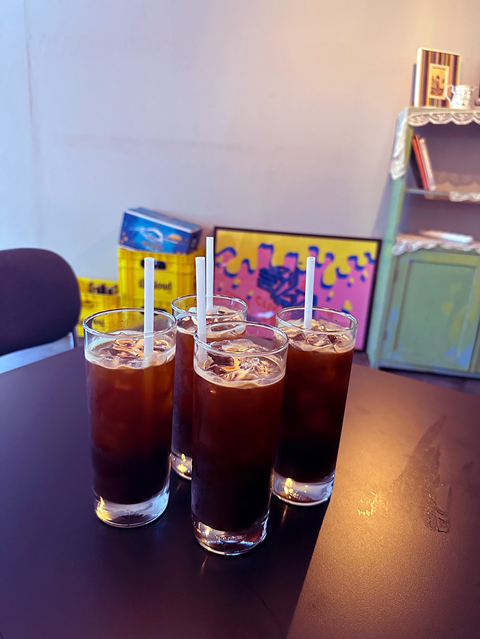 을지로 신상 카페 을지작업 CAFE & BAR 낮에는 커피, 저녁엔 칵테일바