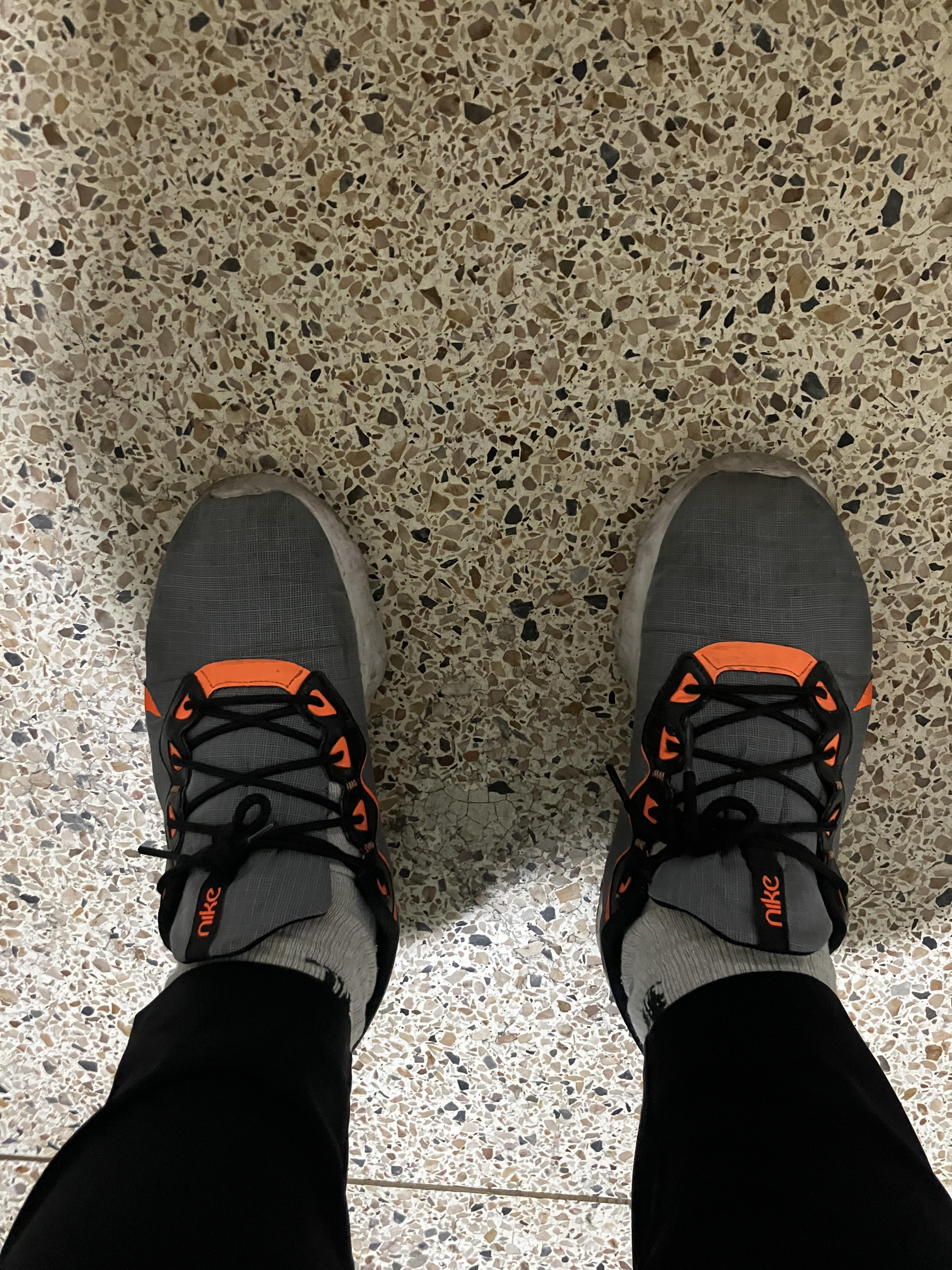 운동하러나가는중