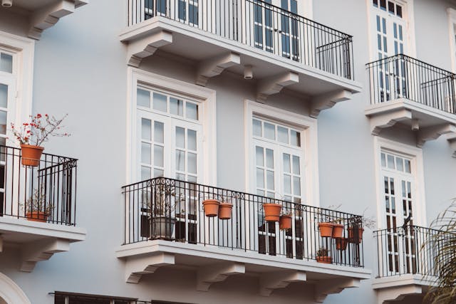 아파트생활 예의범절: 층간소음부터 공유공간까지 꼭 지켜야할 예절 가이드