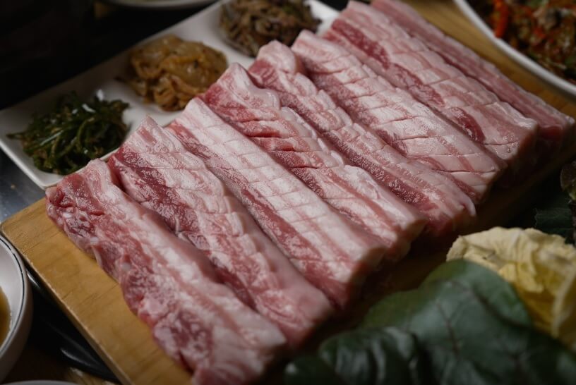 생생정보 오늘 또 방문 스타밥집 가수 김수찬 단골 인천 24시 경희궁 효성점 왕갈비탕 돼지왕갈비 맛집