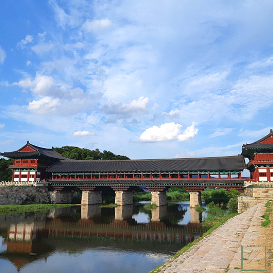 경주 월정교 사진 입니다.