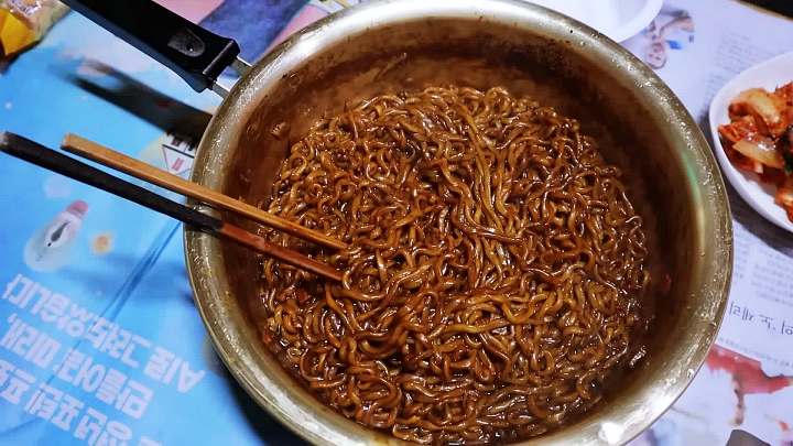 사장님귀는 당나귀귀 권상혁 상해기 연탄불 라면 파송송 계란탁 할머니라면 개미마을 홍제동 맛집 위치 정보