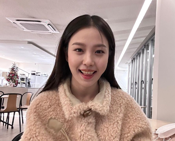 고민시 프로필 본명 밀수 스위트홈 서진이네 학폭 음주