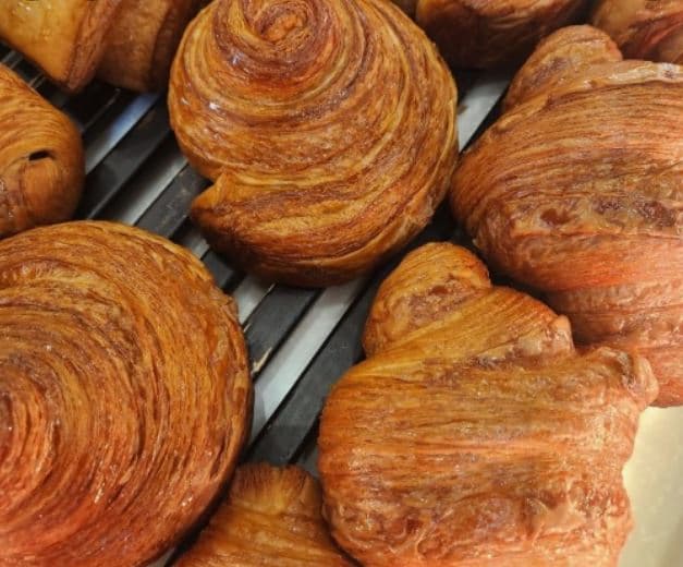 프랑스의 덜 알려진 디저트, 쿠닌 아망의 풍미 탐구