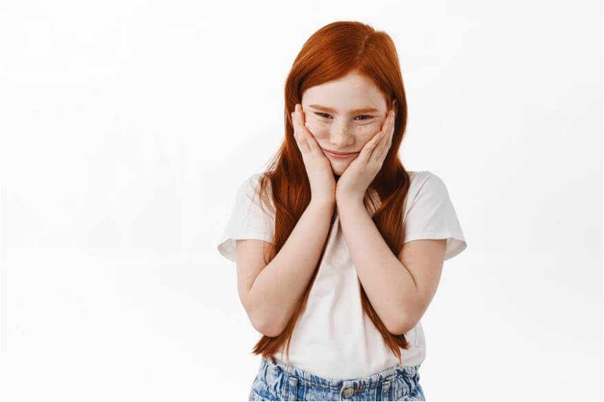 주근깨가-많은-여성