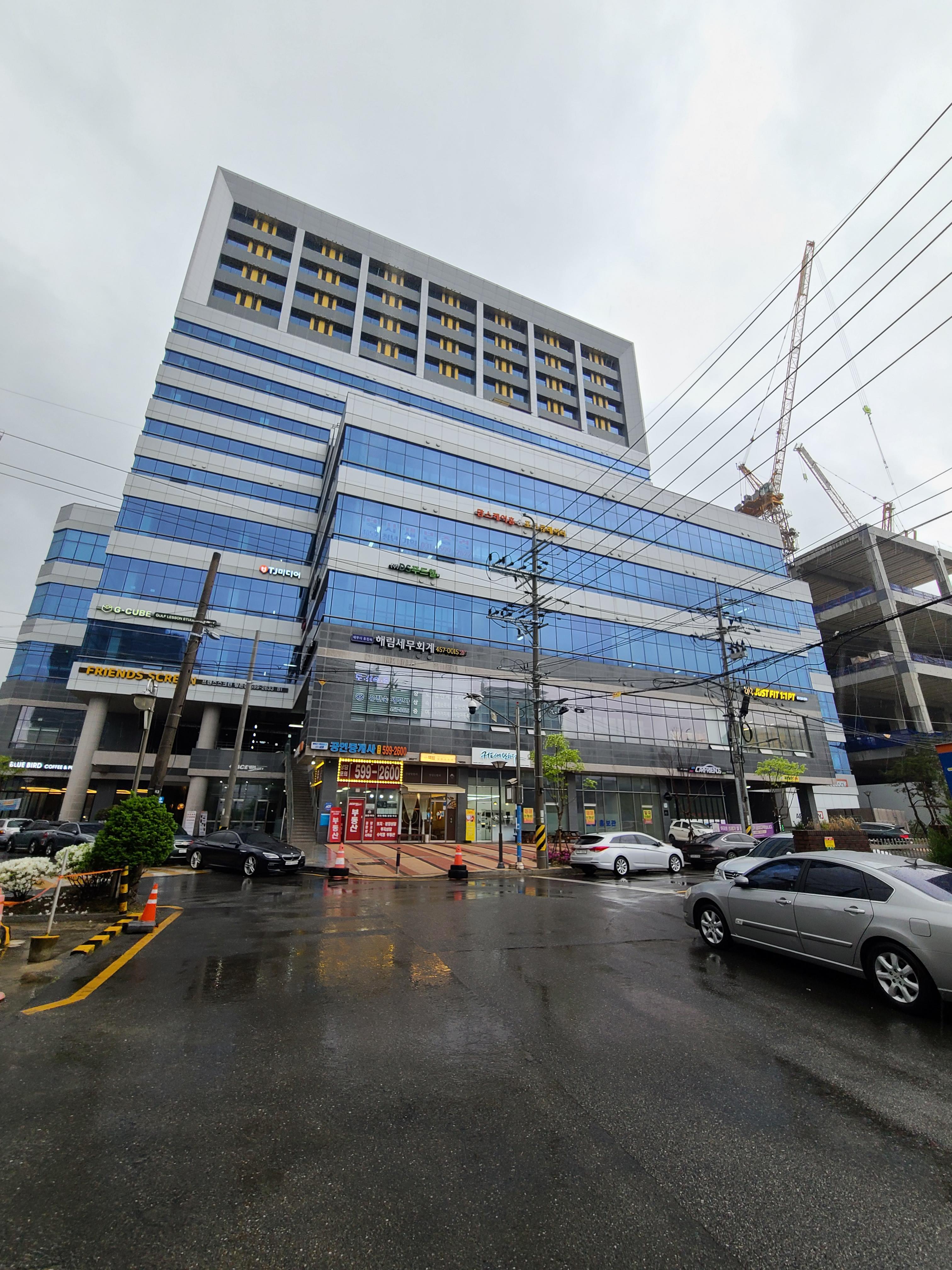 에이스하이테크시티 평촌 외관 및 주변환경1