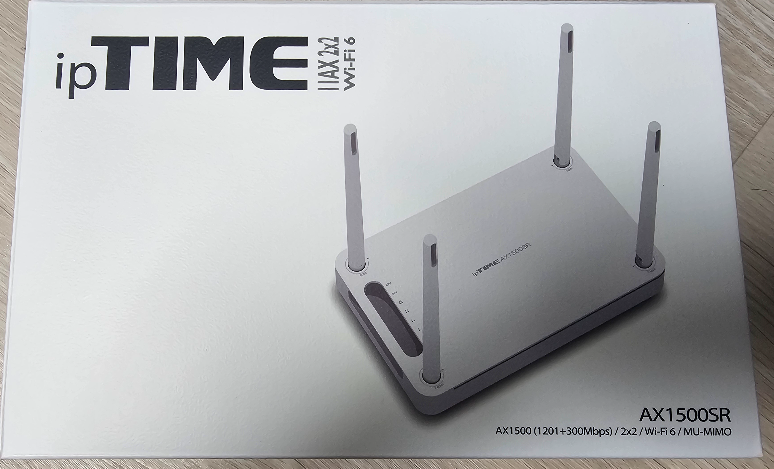 iptime AX1500SR 박스