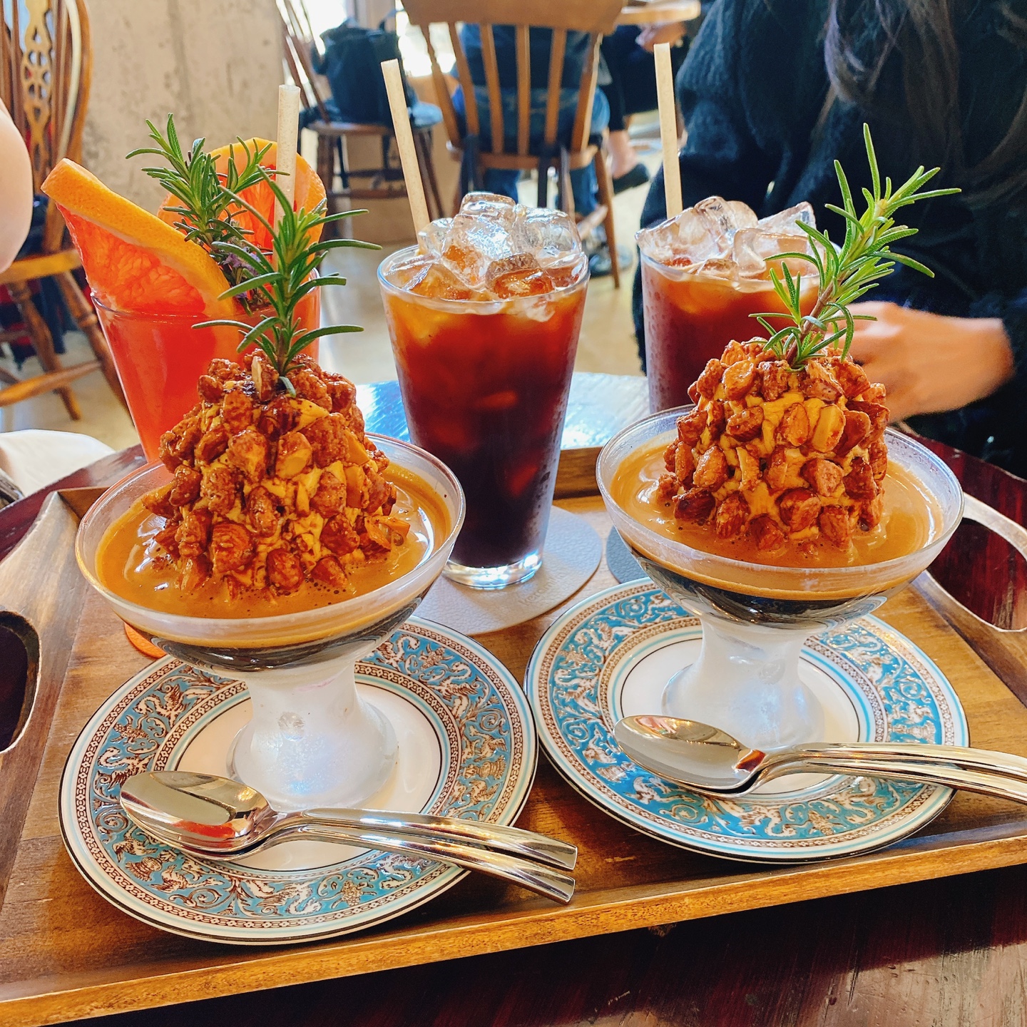 제주 조천 와흘메밀마을 하겐다즈아몬드아포가토 트라인커피 조천카페