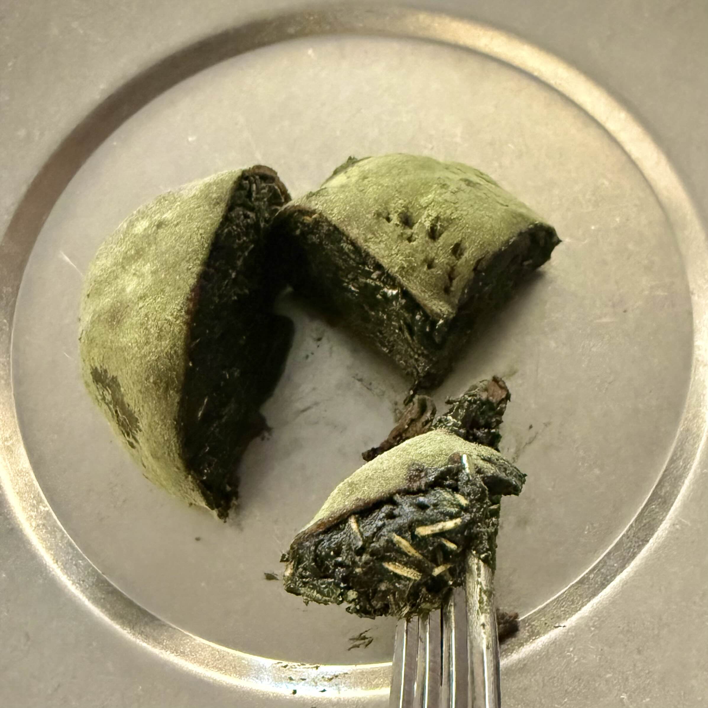 이치서울의 쑥쫀쿠 내용물 이미지