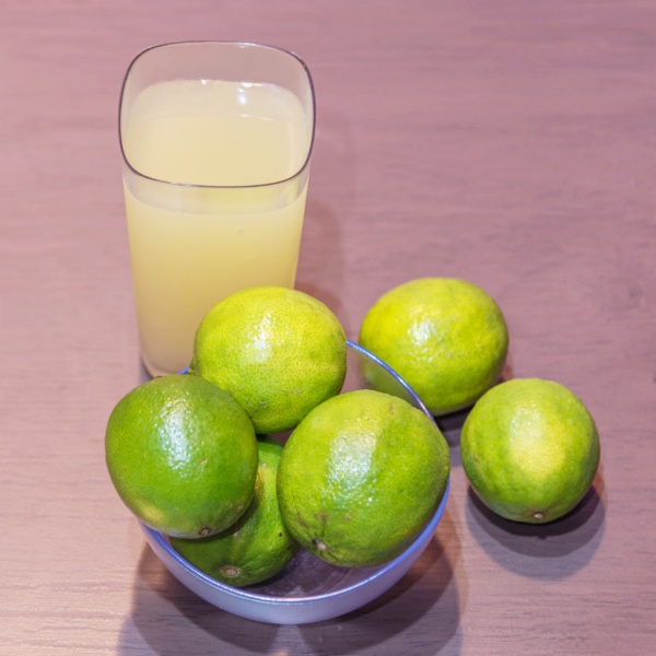 라임·레몬즙 짜는법, 레몬즙 짜는 기계, 요리, 연어, 샐러드, 레모네이드, 팁줌 매일꿀정보