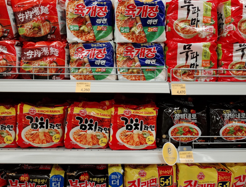 편의점 라면 세계: 한정판 컵라면부터 유행템까지