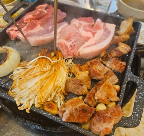 안양-한우초밥-육회-이정래식당