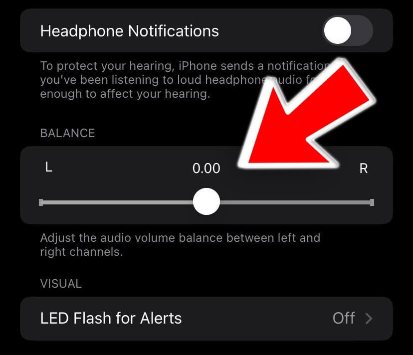애플 설정의 좌우 밸런스 메뉴