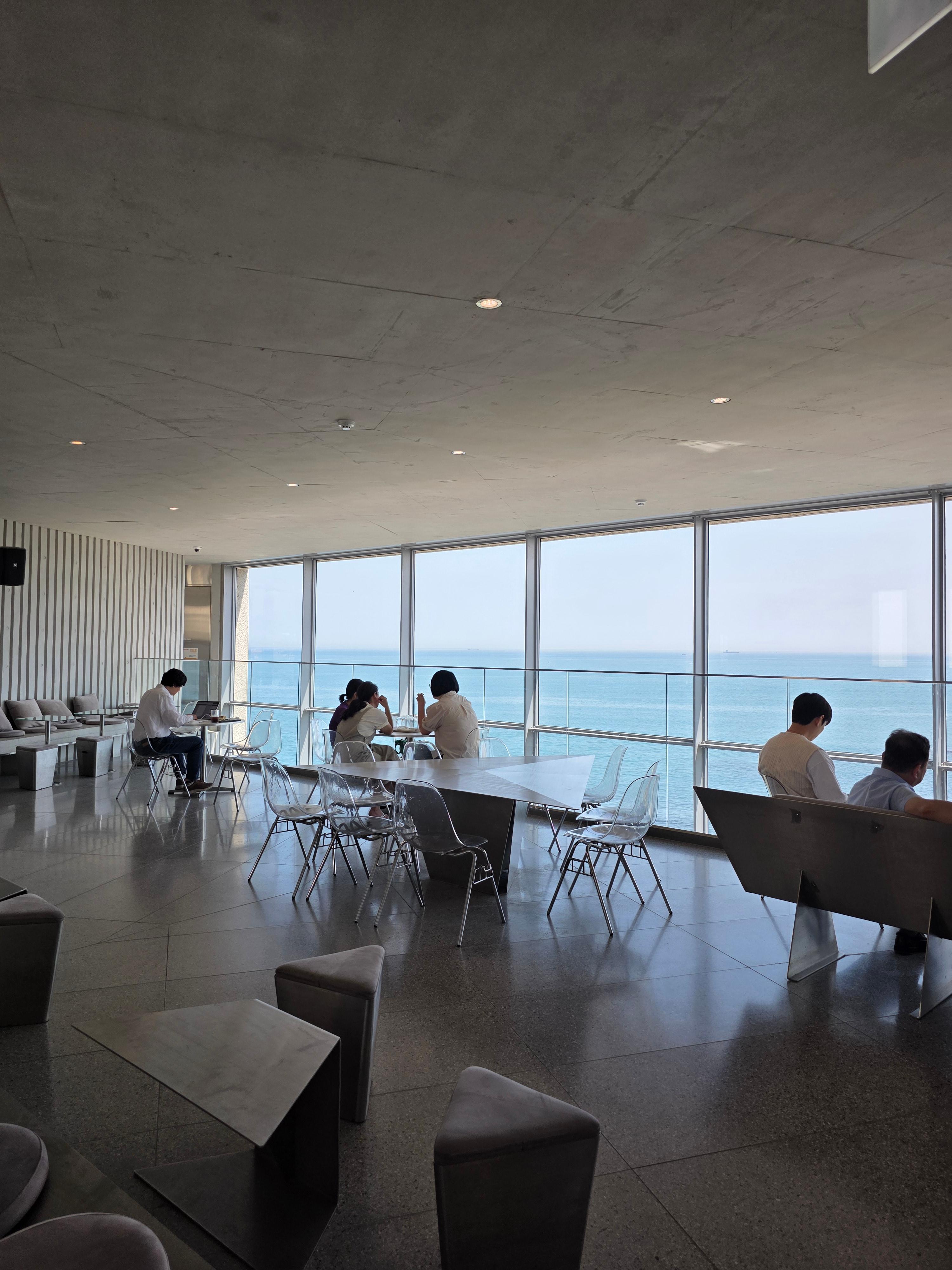 울산 그릿비 서생점 간절곶 카페 가격 주차 08