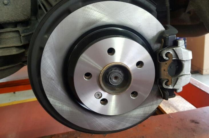 자동차 브레이크 시스템 정비와 유지보수