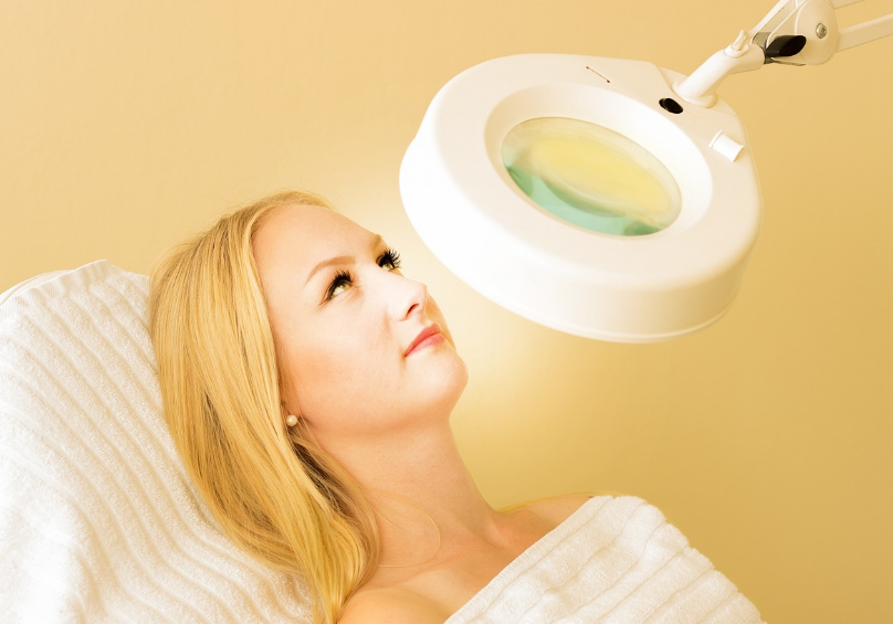 여드름 흉터 치료 및 관리 방법