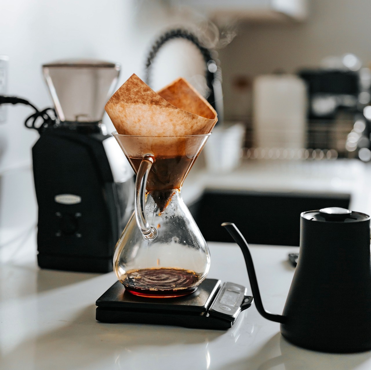 중년 1인가구, 병원 늦게 가는 습관이 가장 위험한 이유!