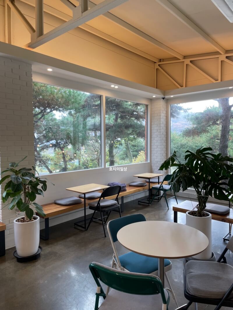 고기리 커피 맛집 카페 스티치커피 로스터스 내부