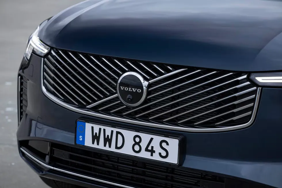 볼보 XC90 이미지