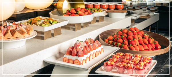 반얀트리 클럽 앤 스파 서울 딸기 뷔페사진