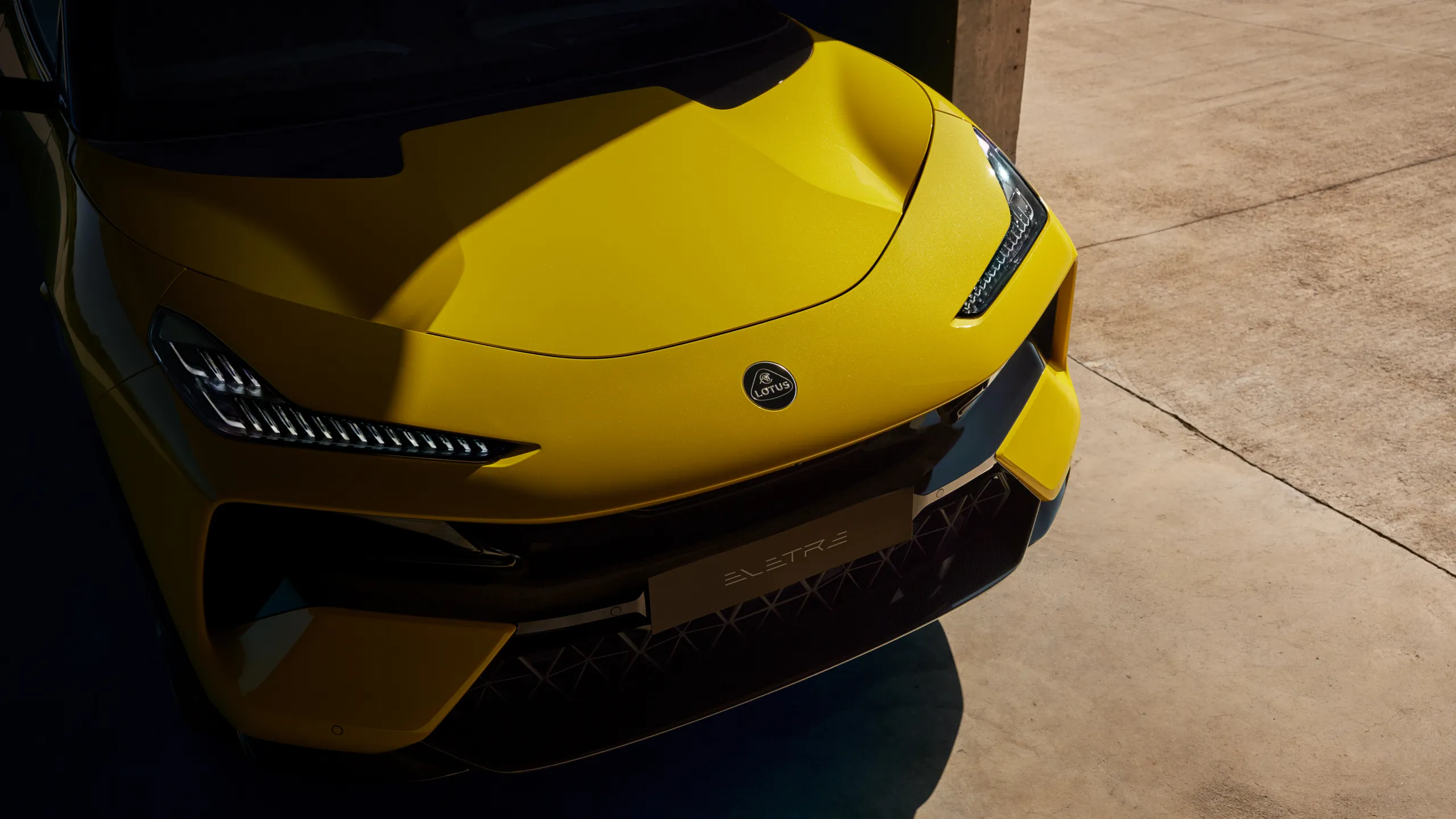 로터스 엘레트라: 미래를 선도하는 하이퍼 전기 SUV의 혁명 - 가격, 성능, 특징 완벽 분석 5