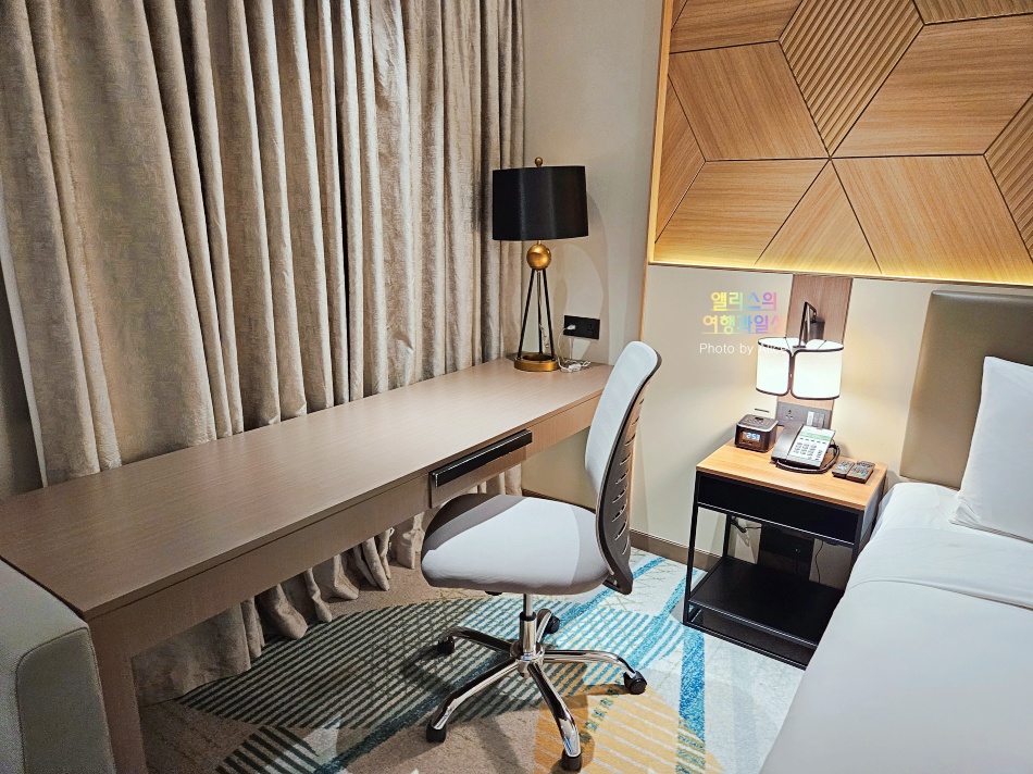 세부 시내 호텔, 홀리데이 인 세부시티 호텔 킹 스위트 룸 후기