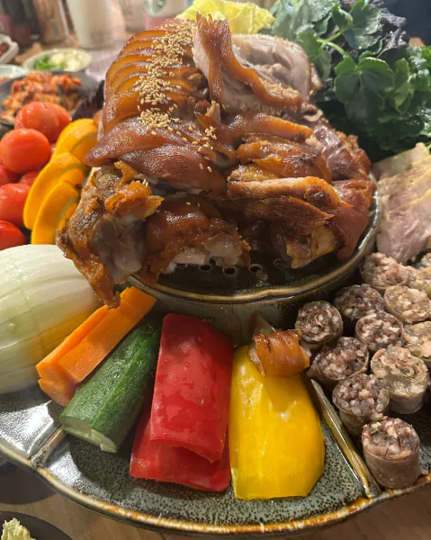 생생정보 우와한 식당 족발 삼총사 음식점 위치