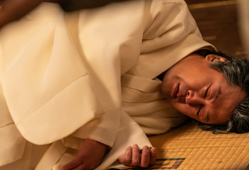 영화 대가족 술 한잔에 쓰러진 무옥