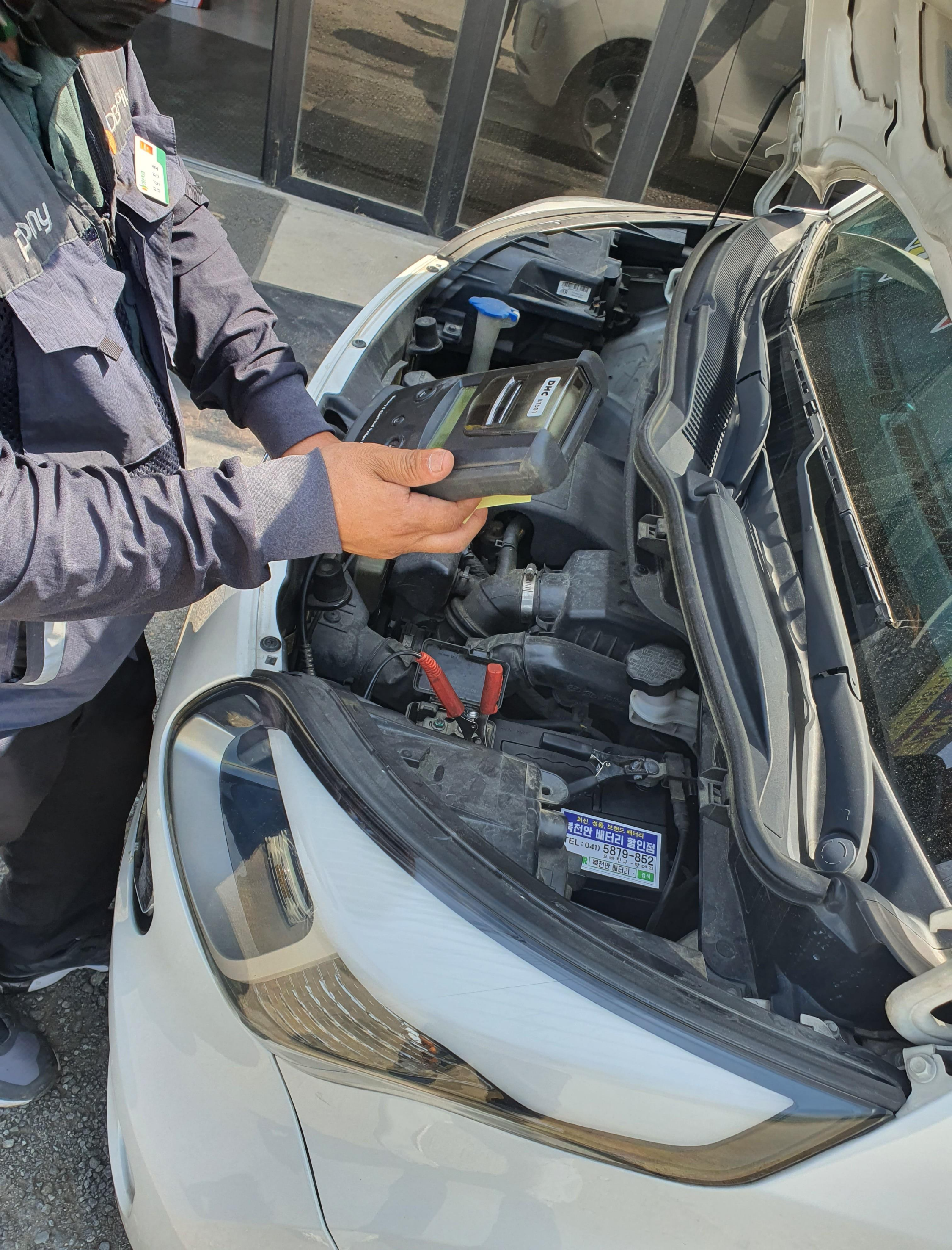 기아 레이 베터리 교체후 점검중
