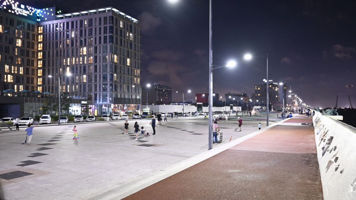 탑동광장 (제주관광공사 홈페이지)