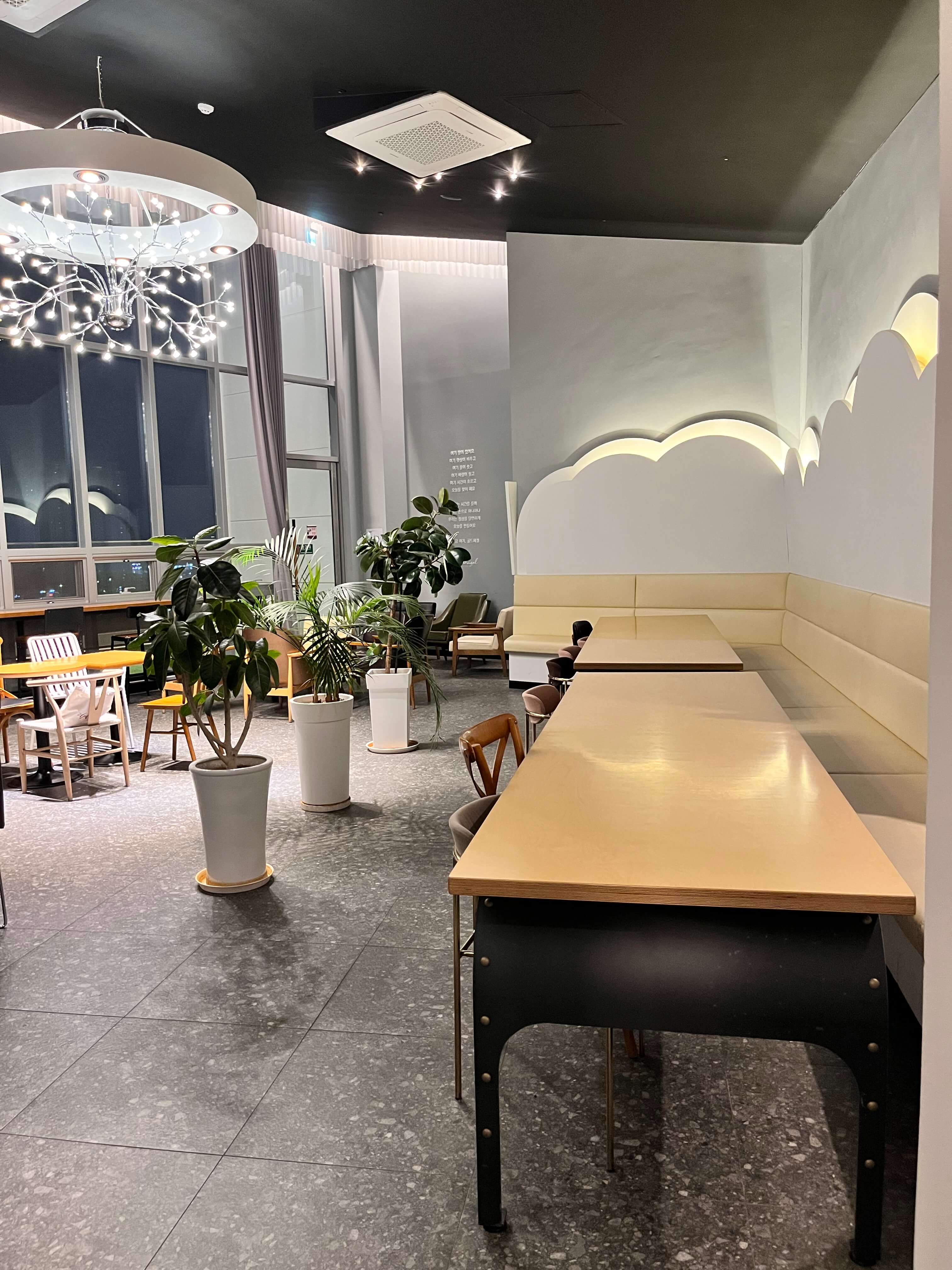 동탄 오산 대형 베이커리 카페 골드헤겔 - 홍종흔 베이커리 본점