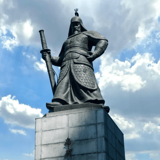 4월 28일 충무공 이순신 장군 탄신일 조선을 지킨 영웅 이야기
비올렛의 숲 https://forest-of-violet.co.kr