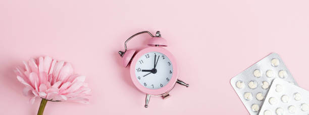 훼라민큐는 갱년기 약국 약, 가격 및 효능. 나이가 들면 여성의 안면 홍조는 폐경기 여성의 약 85%에서 발생합니다. 에스트로겐 분비가 줄어들면 모세혈관이 불규칙하게 확장되어 얼굴, 목, 가슴이 뜨거워지고 피부가 뜨거워지고 땀이 나는데 이를 갱년기라고 말합니다. 약국 약으로도 효능을 볼 수 있다고 하는 훼라민큐를 참고하시기 바랍니다.