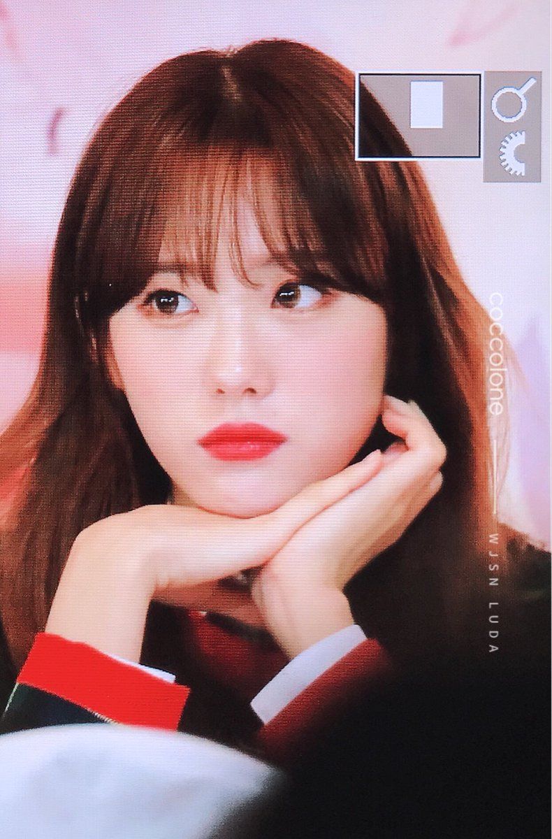 우주소녀 루다 인스타그램 사진 몸매