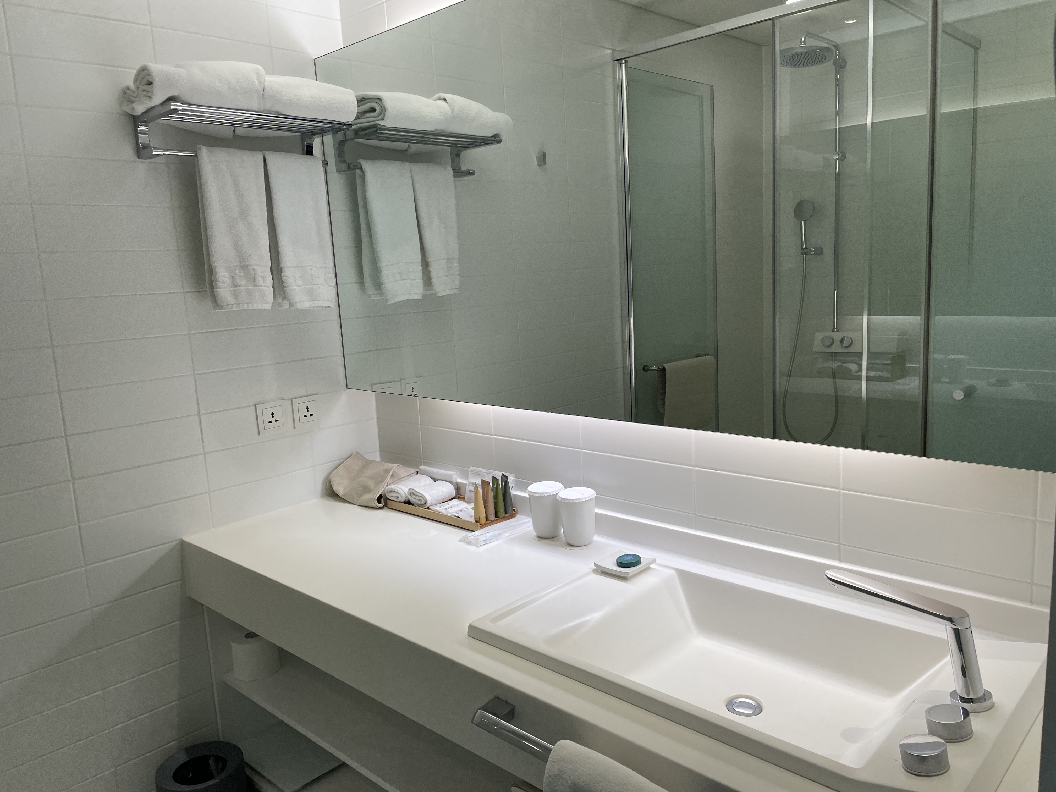 인천 네스트호텔 스탠다드 더블 욕실