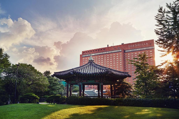서울 신라호텔 (사진 출처: www.booking.com)