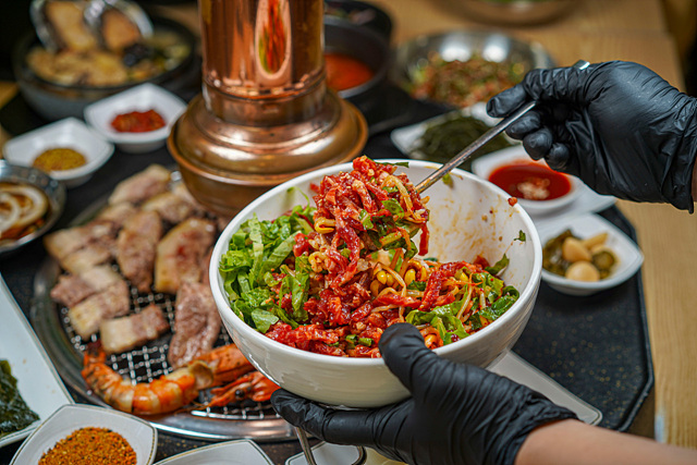 제주성산맛집베스 현지인추천제주도여행2,
바당집, 온더스톤 브런치카페, 떠돌이식객, 범식당, 지은이네밥상, 그리운바다성산포, 성산마씸, 고기다, 커큐민흑돼지,백록횟집