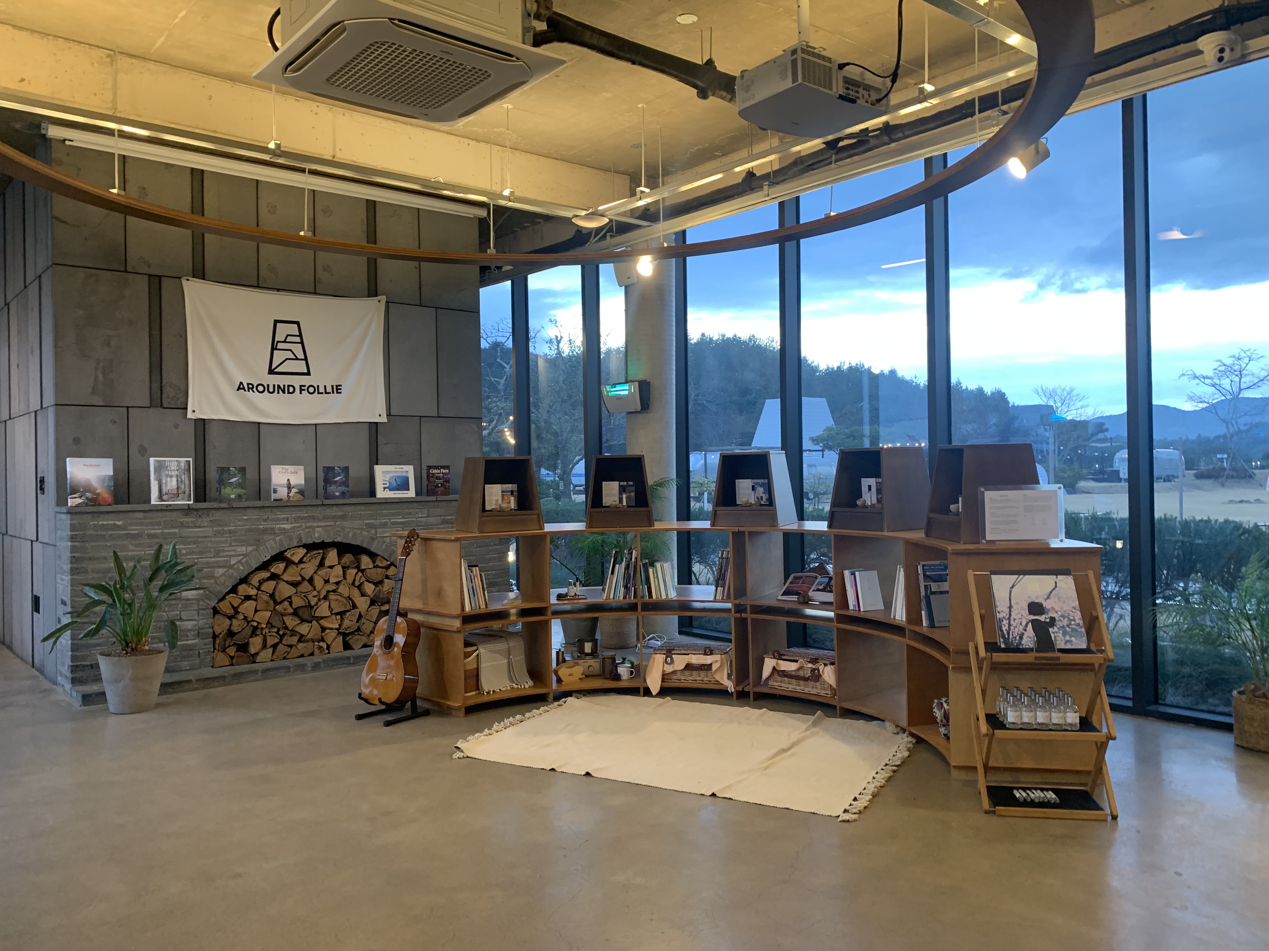 제주도에서 찾은 감성 글램핑 숙소 어라운드폴리 리뷰 - 겨울 에어스트림 숙박 후기