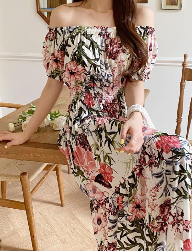 큰꽃무늬원피스 플라워 스모크 밴딩 휴양지 오픈숄더 원피스