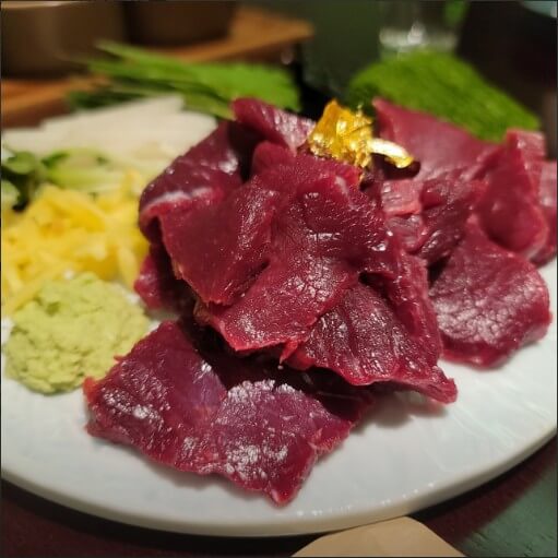 고기서만나-권은비