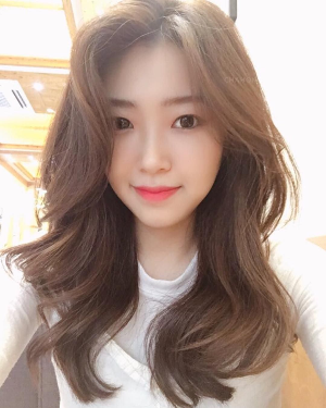 내추럴레이어드컷 헤어스타일