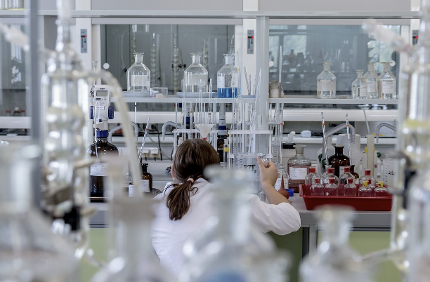 초저농도 생체시료에서의 LC-MS/MS 감도 향상 전략