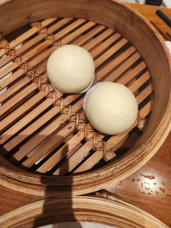 타이베이 샤오롱바오와 대판 야끼: 딘타이펑 vs Goodbeitao, 歐林 vs Mosun Teppanyaki_딘타이펑_미니 찐빵