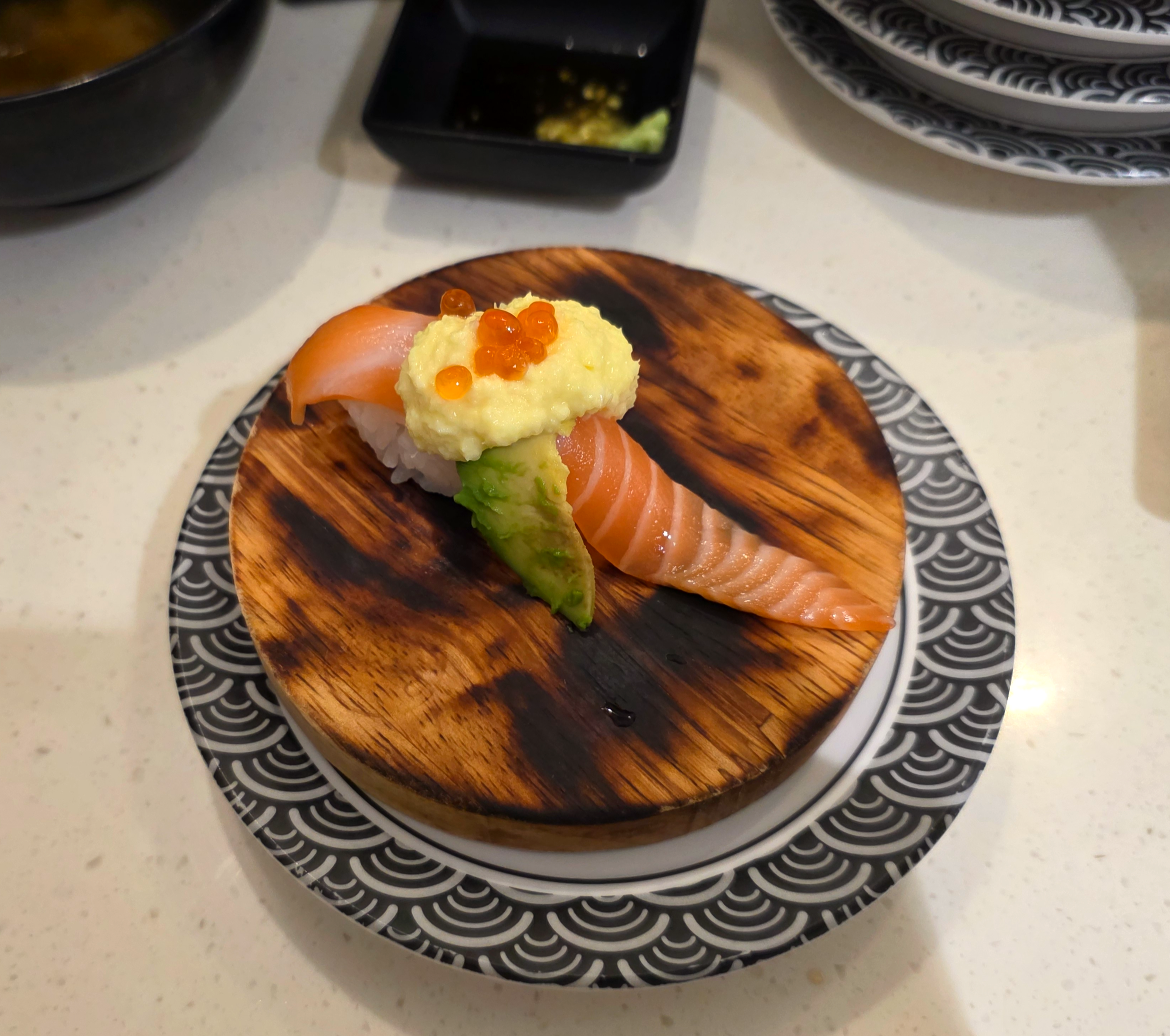 압구정회전초밥음뜸스시