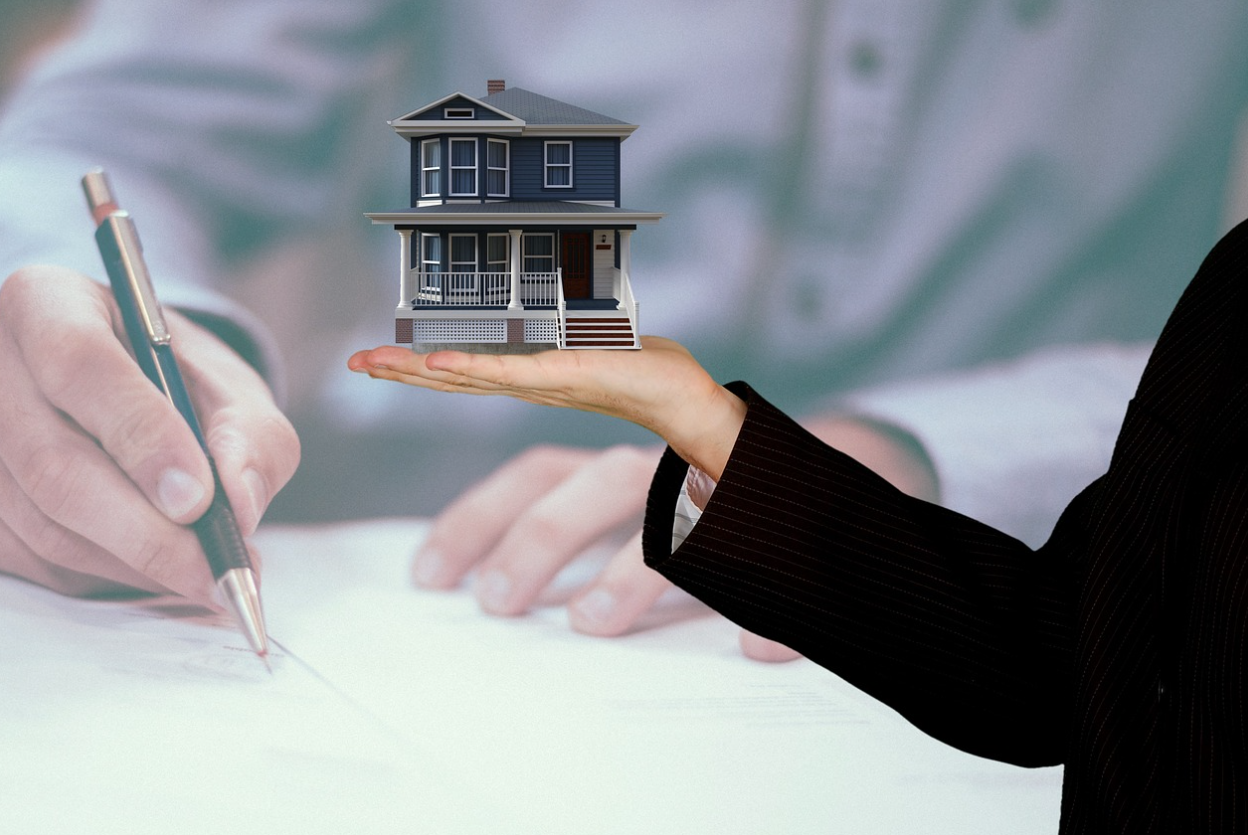 부동산 거래 시 필수 확인 사항 및 주의사항