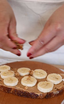 바나나 특징, 건강에 미치는 이점, 다양한 요리법